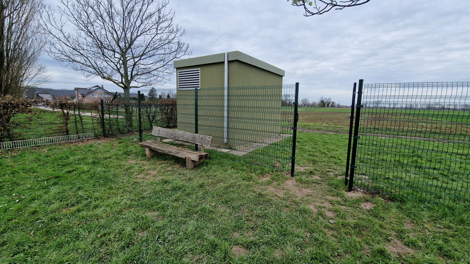 Bank Hundewiese